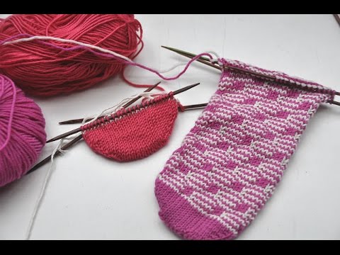 nadelspiel Sockenkalender August * Socken "Wellenbrecher" * Teil #1 Spitze