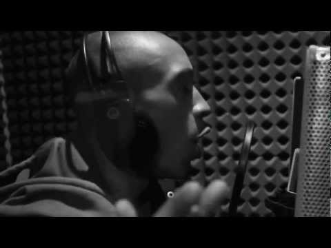 IN STUDIO PERFORMANCE "TRAP RAP" FT YUNG RESIY AND FEND