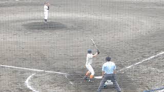 県立伊丹・執行投手　打者：市立尼崎・白石君　2018/9/17兵庫県秋季大会