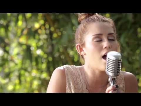 Miley Cyrus : Lilac Wine (The Backyard Sessions)