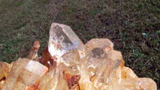 preview picture of video 'Rare Arkansas Japan Law Twin Quartz Crystal Cluster'