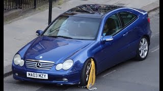 DVLA Wheel Clamp Removed by 2 Men in London (car was wheel clamped for having no road tax)