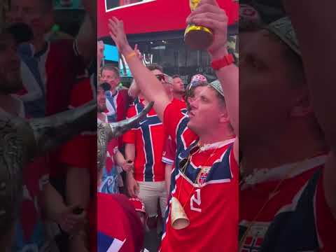 Norway fans do a 'Viking Row' in Times Square