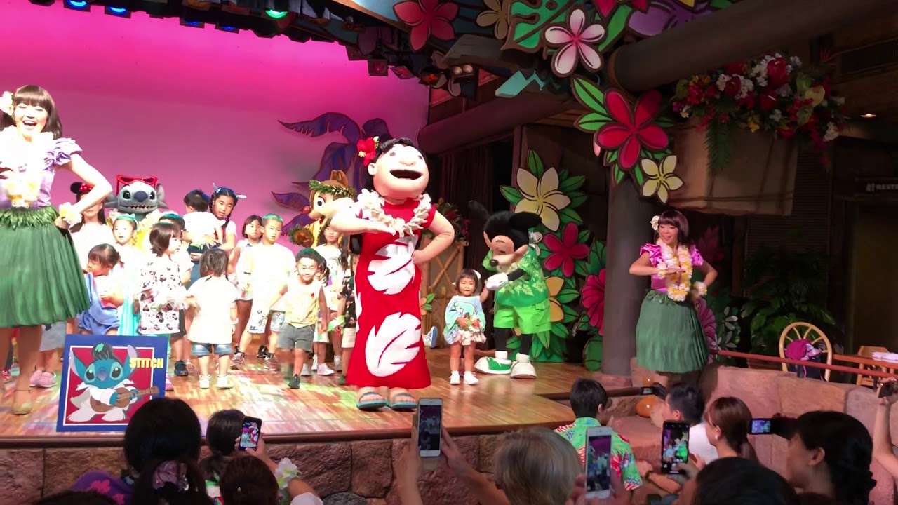 ディズニーランド　リロのルアウ＆ファン　ショーレストラン　ポリネシアンテラス