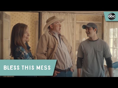 Mike and Rio Announce They’re Farmers – Bless This Mess