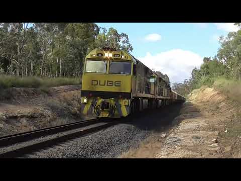 Qube Industries QL009.QL005 and QL008 lead a Steel Service South through Flagstone on 3BW7 4/1/22