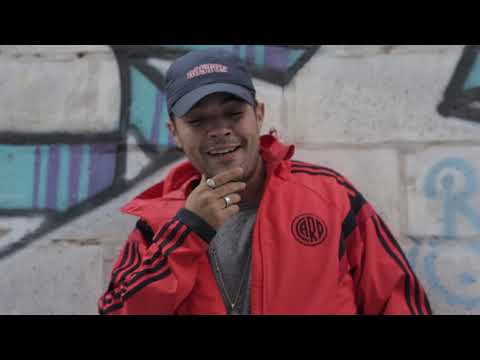 Entre ratas y serpientes - Zayro (vídeo oficial)