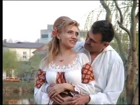 ELISABETA VASILE SI ION DRAGAN - SPUNE MANDRULITA MEA (OFICIAL VIDEO)