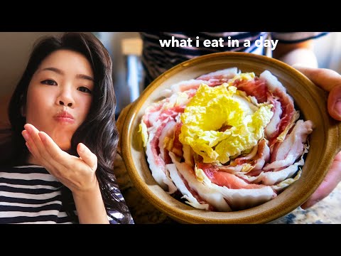 what i eat in a day (self-heating hot pot?? napa mille feuille)