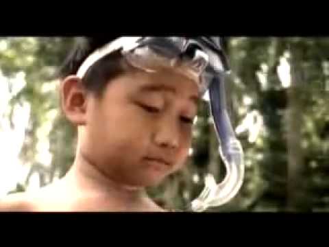 Iklan Raya yang menyentuh 2013 mp4   YouTube