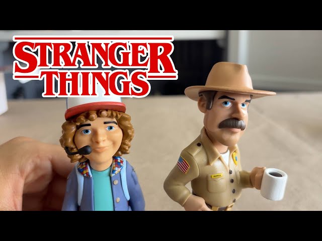 Vídeo relacionado con MINIX Collectible Figurines Figura 12 Cms Dustin De Stranger Things, MN13906