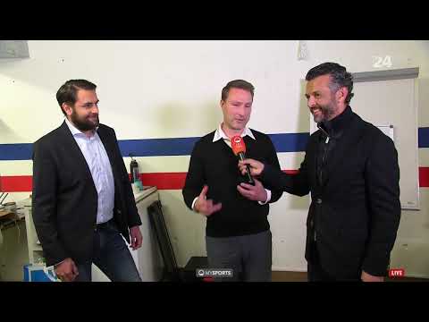 Der Blick in die Trainerkabine des EHC Kloten