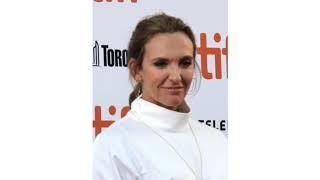 Toni Collette Biography