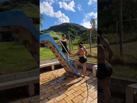 nosso fim de semana foi assim Monte Sião MG cutindo com a família e amigos foi uma benção!! #piscina
