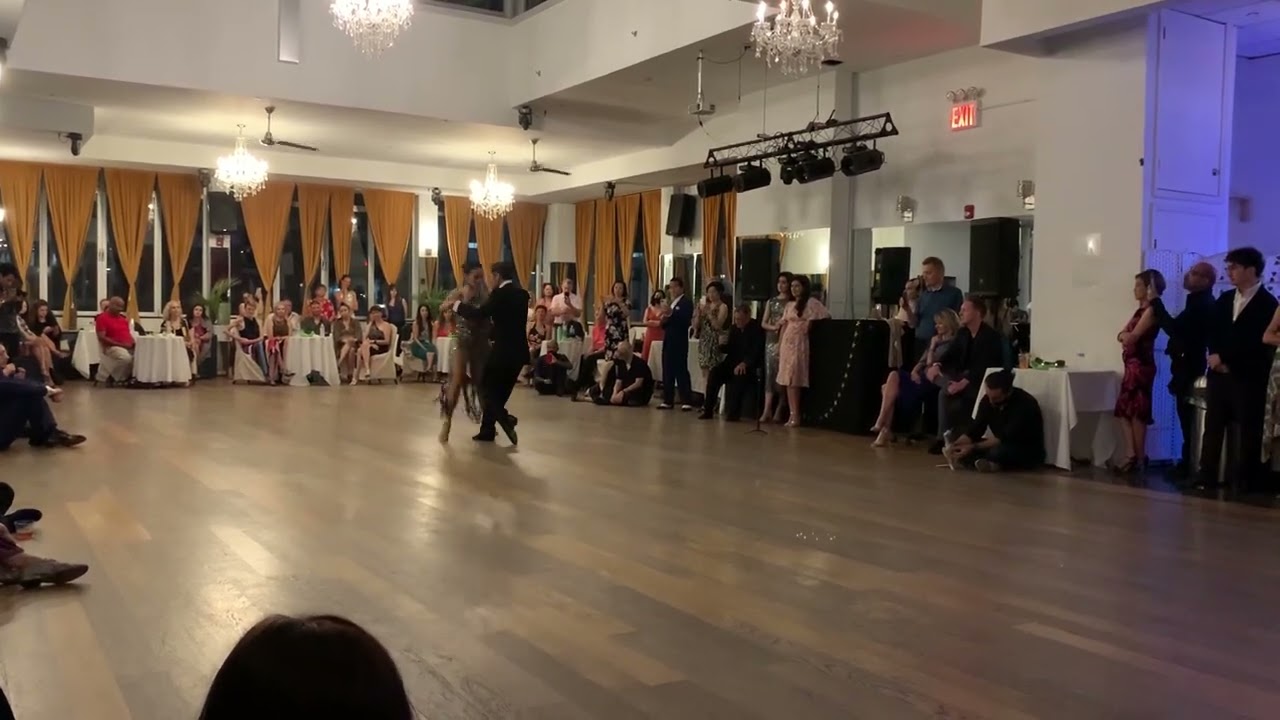 Yanina Quinones y Neri Piliu performance 1 at Abrazo Tango Festival at Stepping out 20220816