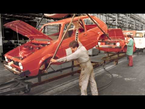 How VW Golf & Jetta Were Built in 1989 - Retro Volkswagen Factory Tour (Manufacturing process)