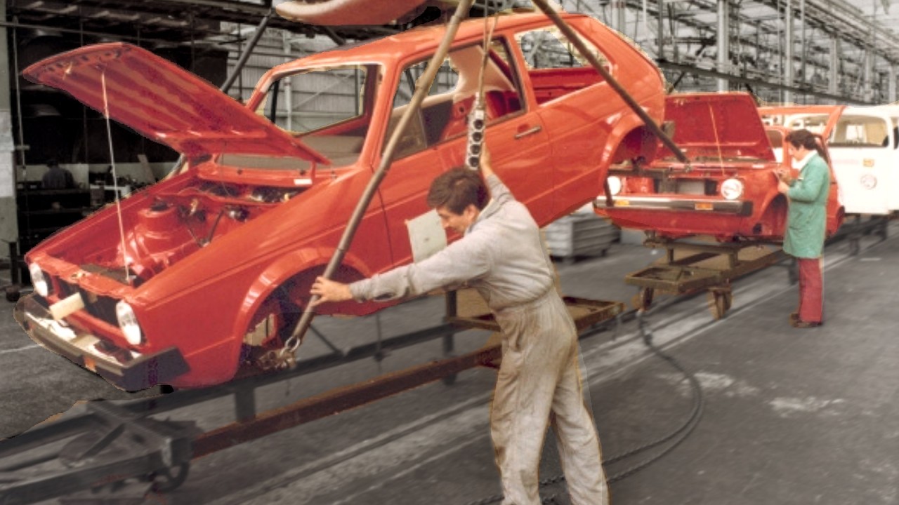 How VW Golf & Jetta Were Built in 1989 - Retro Volkswagen Factory Tour (Manufacturing process)