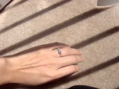 Sparkling Round Brilliant Diamond Ring