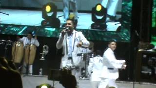 La Arrolladora Banda el Limón en Saltillo - Pa'lla y Pa'ca