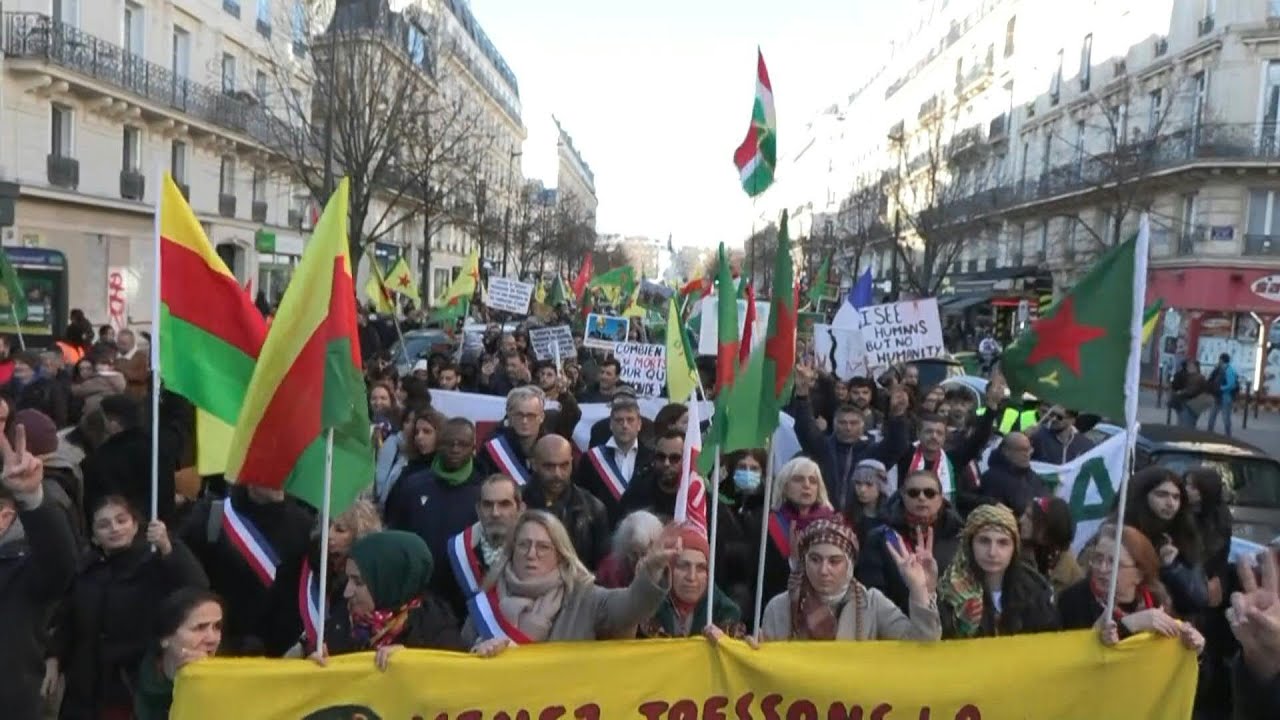 Video | Thousands rally in Paris in support of Syria's Kurds | AFP