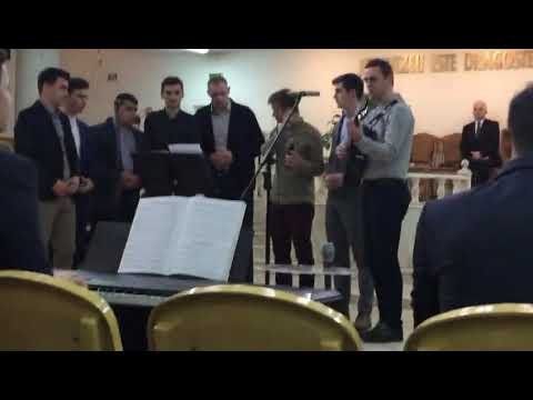 Grup tineri- Din neam în neam eşti adăpost