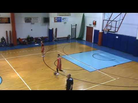 SUPERIOR LEAGUE RED FIGHTERS - STROUBULLS 70-67