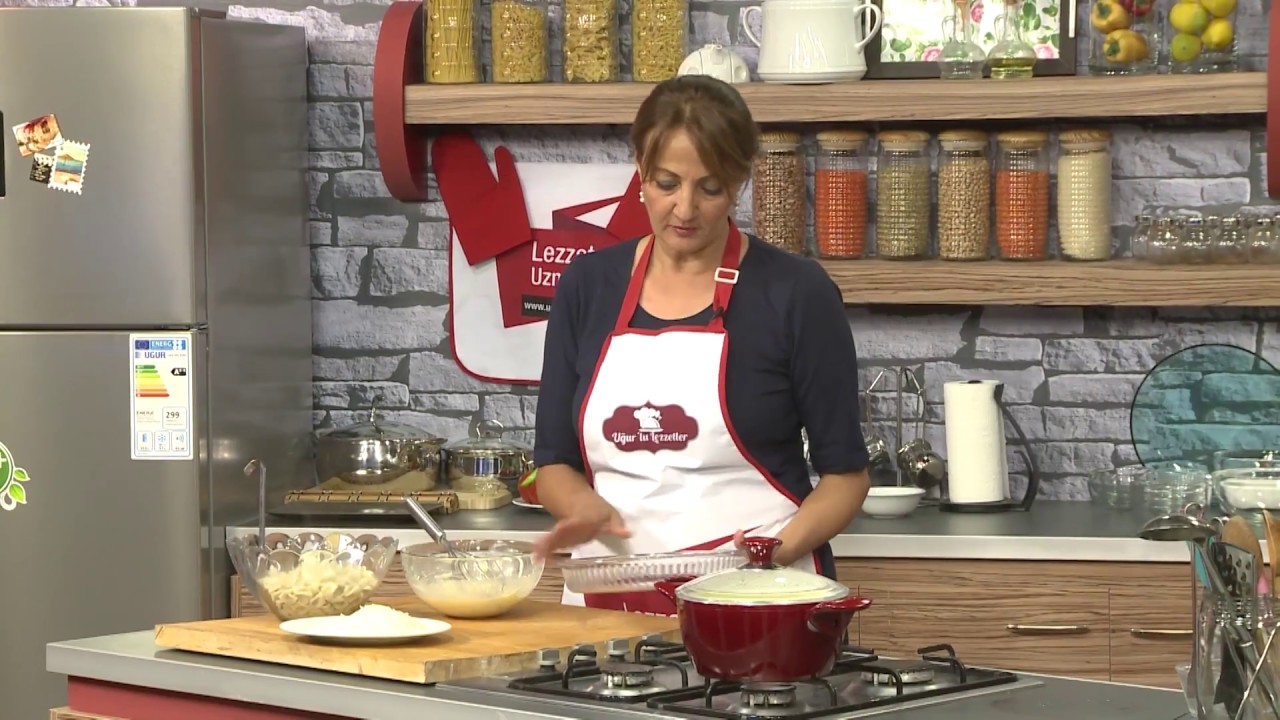 Peynir Soslu Fırında Mantı Tarifi