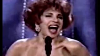 Shirley Bassey - Can I Touch You There / He Kills Everything / Interview (1996 Live)