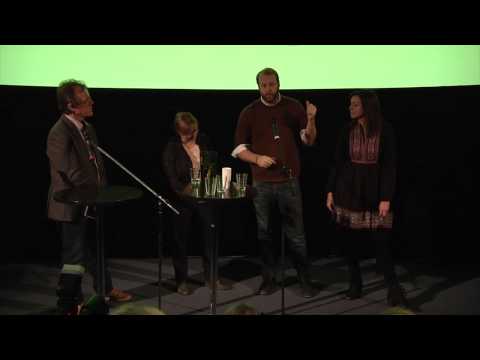 En gång om året, intervju med skådespelare Gunilla Röör och filmens producenter.