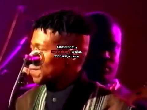 PARIS EN FOLIE 1994 : MODOGO GIAN FRANCO FERRE EN CONCERT 24/12/1994(INTÉGRALITÉ)