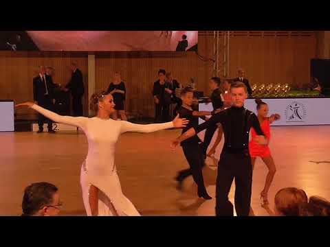 034 Petr Novák - Vendulka Hrnčiříková /MČR T10 2018/ Kojetín/ Junior II./ Semifinále/ Chacha