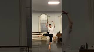 カナダでバレエダンサーしてます！#demonslayer #anime #balletdance #ダンス #ballet #踊ってみた #鬼滅の刃 #バンクーバー #カナダ #dance