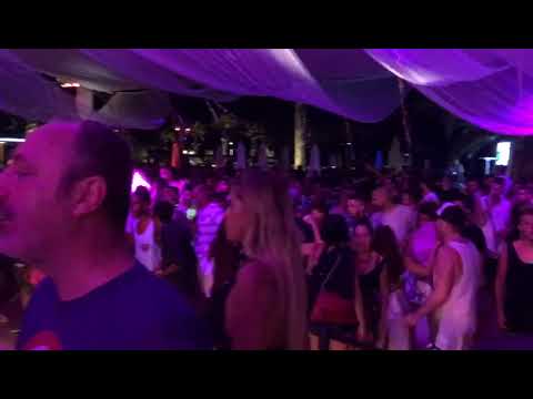 D'andy & Bodyles - Sweet Batukada