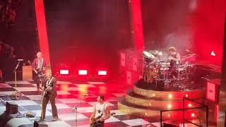 Don't Stop &amp; Heartbreak Girl by 5 Seconds of Summer at The Forum 9/14/23