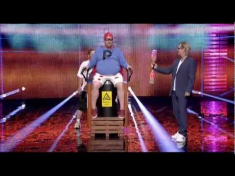 Ennätystehdas 22.9.2012 Peräsmies kaasuttelee Suomen ennätystä, Farting Finnish Record Attempt