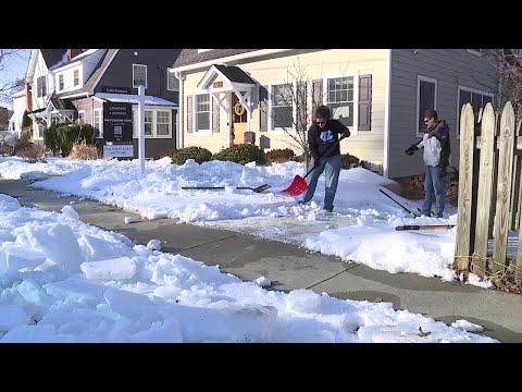 Annapolis pauses sidewalk snow fines amid icy storm