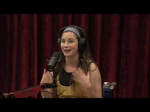 Joe Rogan Experience #1709 - Amanda Knox