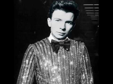 Michael Jackson VS Rick Astley- Never Gonna Rock With You