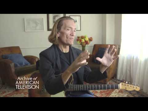 G.E. Smith on Sinead O'Connor's appearance on "Saturday Night Live" - EMMYTVLEGENDS.ORG