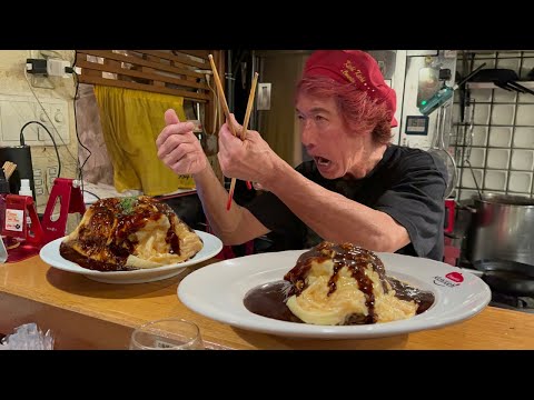 Greatest Omurice Artist! GIANT Japanese Rice Omelette in Kyoto, Japan