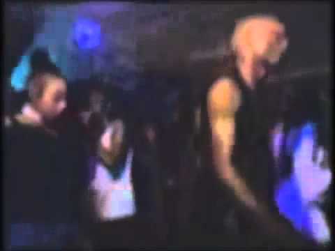 Billy 'Daniel' Bunter & Sanxion Meet Vinyl Junkie - Ode To The Badman.mp4