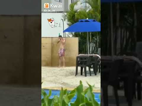 pegadinha do shampoo na ducha