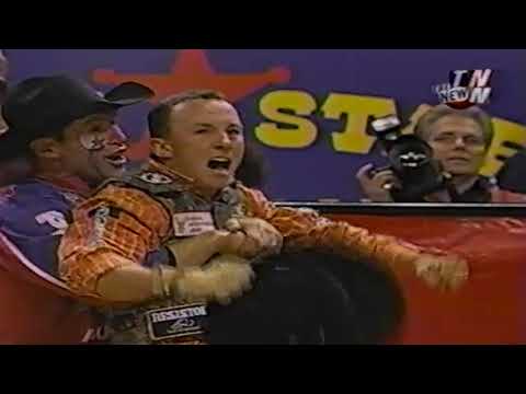 J.W. Hart wins the 2002 PBR World Finals (93 pts)