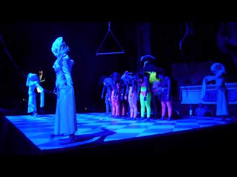 PIRATE STATION TEATRÒ MOSCOW(Акт 1: театр марионеток)