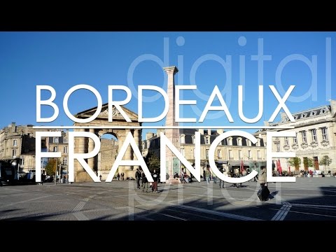 Bordeaux - France (People in the streets