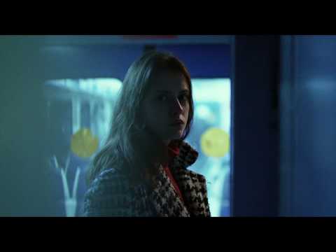 Video thumbnail for Недовольная киса (Discontent Kitty)