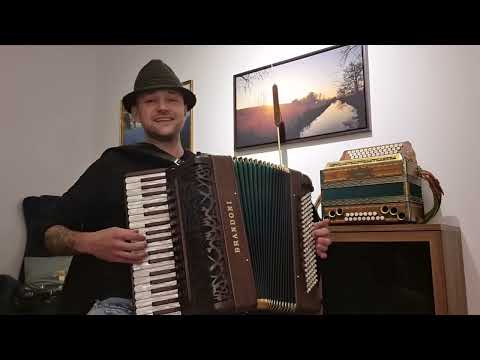 Donau Lied Am Strande der Donau Akkordeon + "Gesang" Accordion