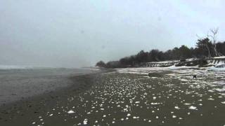 preview picture of video 'Blizzard - Ravenna Feb 2012 - Lido di Dante beach'