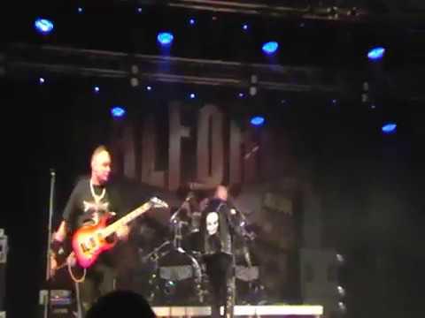 Halford Revival - Halford Revival - Into the Pit (Live in Šeříkovka, Plzeň) 13.4.