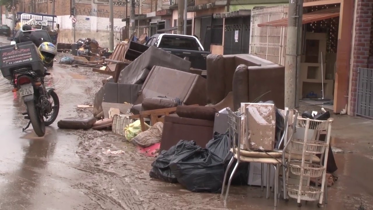 Confira como que ficou um dos bairros mais afetados pelo temporal na região do Grande ABC